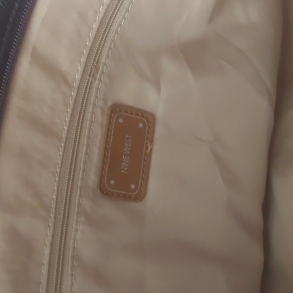 Nine West Navy Red and White Hearts Large Tote - Picture 9 of 16